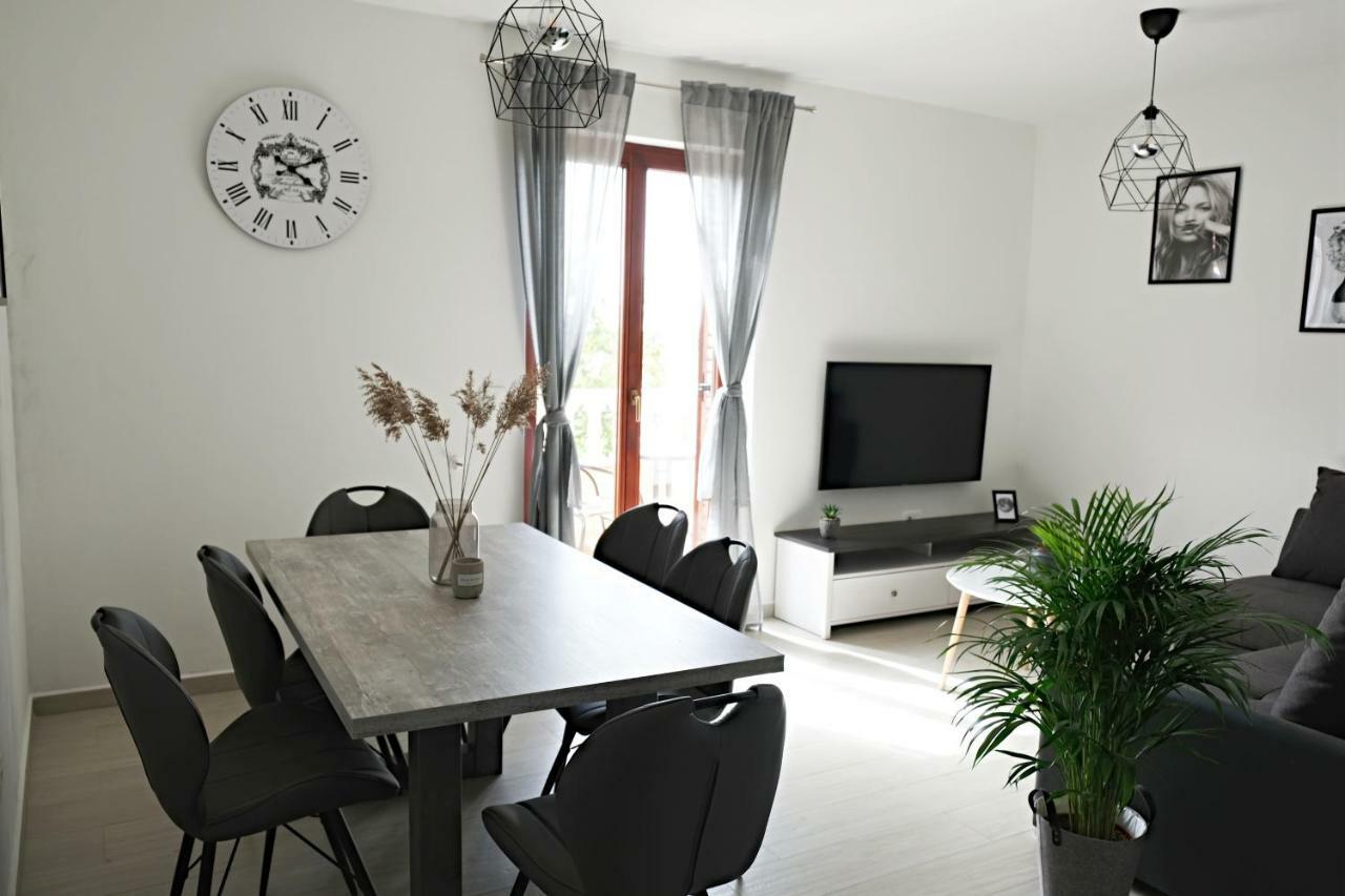 Apartment Luna Umag Zewnętrze zdjęcie